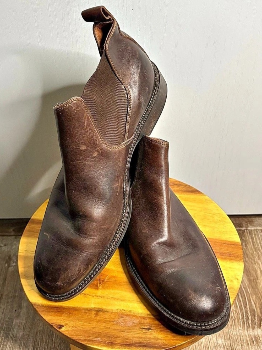 Johnston & Murphy Sz 10M Garner Brown Leather Chelsea Boots Quiet Luxury Comfort
